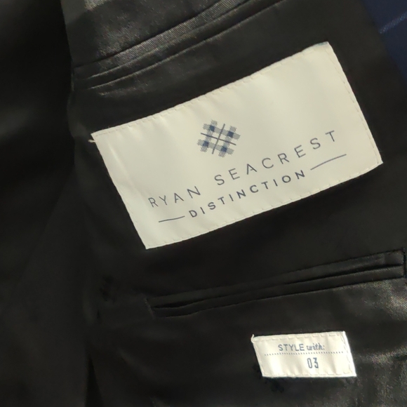 Like New! Ryan Seacrest Distinction sport Coat - Picture 3 of 3